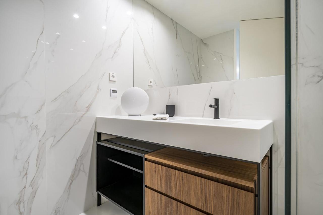 Апартаменты Nomad'S Lux - 1Bed Quartier Des Arts Порту Экстерьер фото