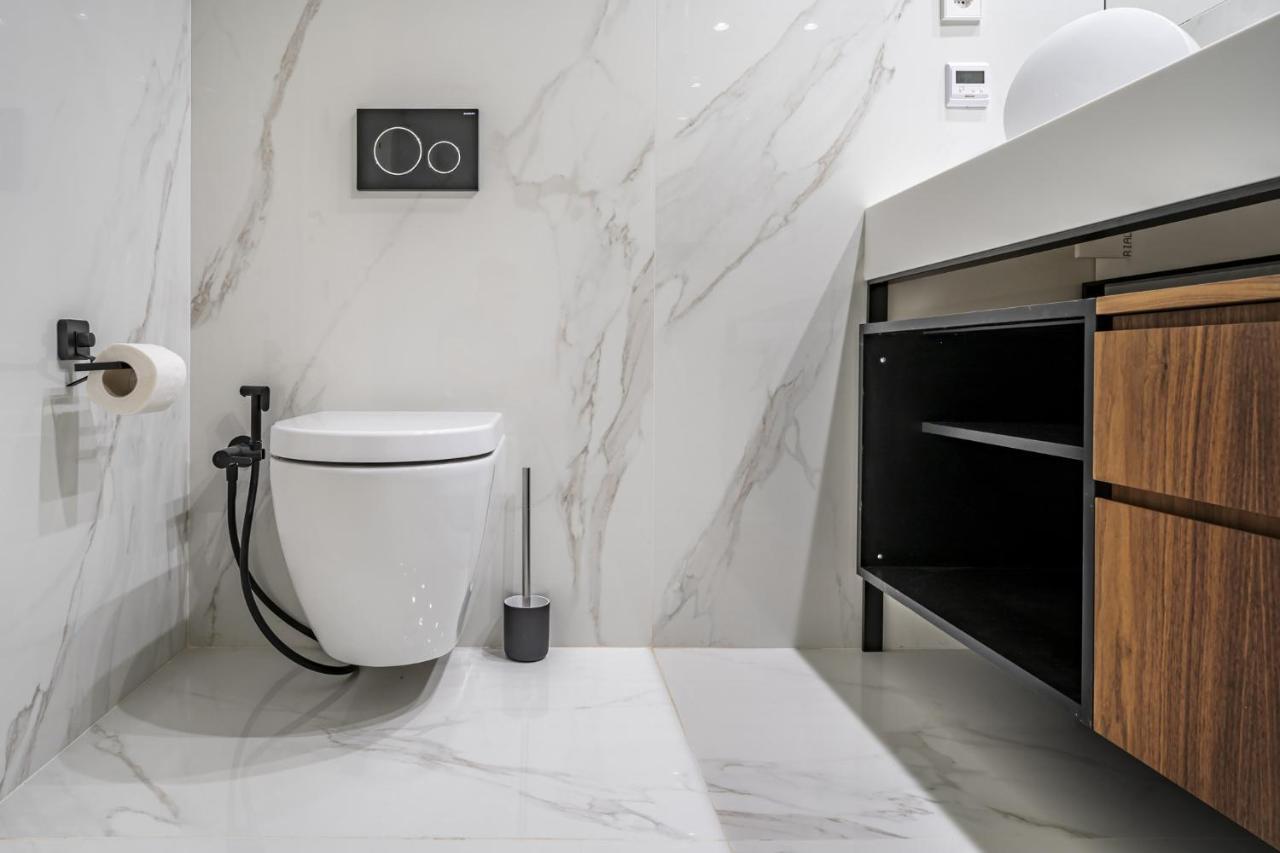 Апартаменты Nomad'S Lux - 1Bed Quartier Des Arts Порту Экстерьер фото